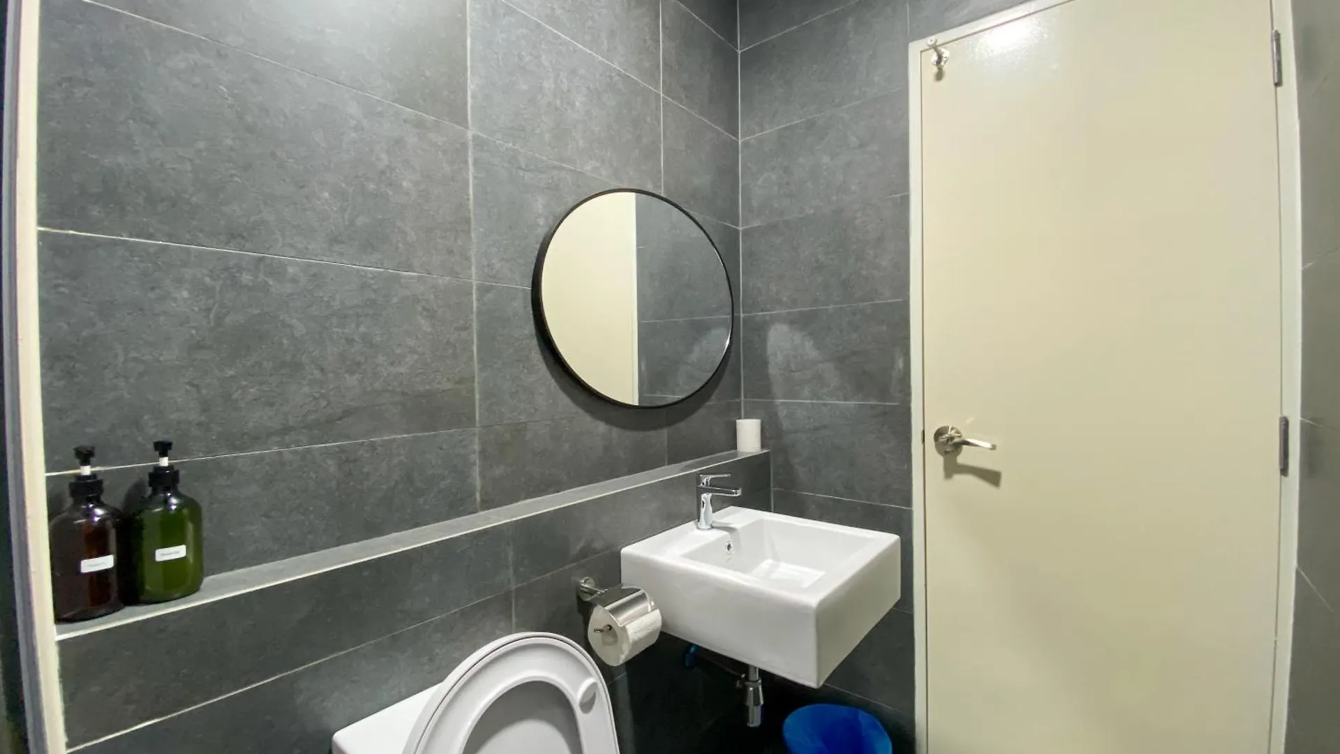 Lavile Homestay Near Sunway Velocity And Mrt Maluri By Iconique Kuala Lumpur