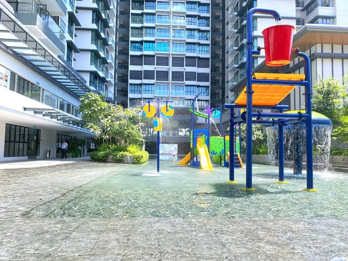 Lavile Homestay Near Sunway Velocity And Mrt Maluri By Iconique Kuala Lumpur