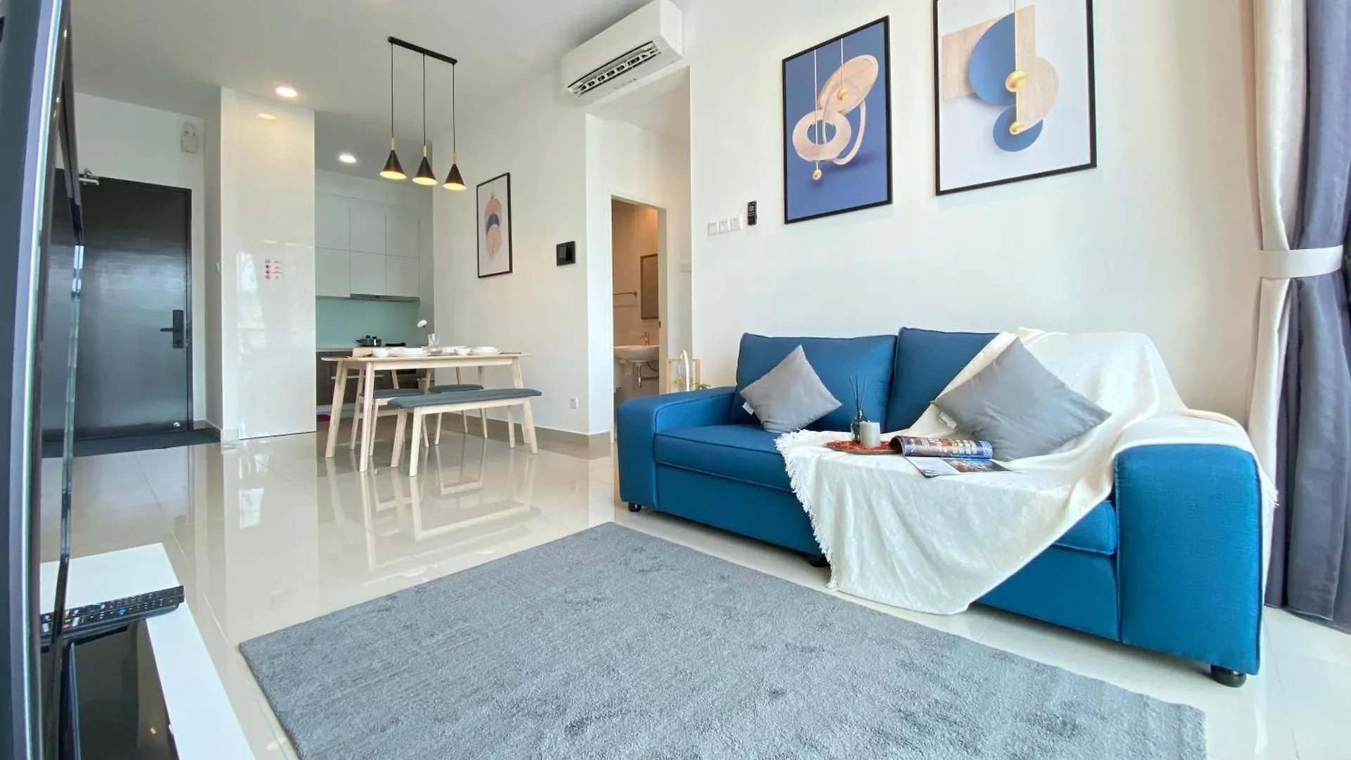 Lavile Homestay Near Sunway Velocity And Mrt Maluri By Iconique Kuala Lumpur 0*,  Malaysia