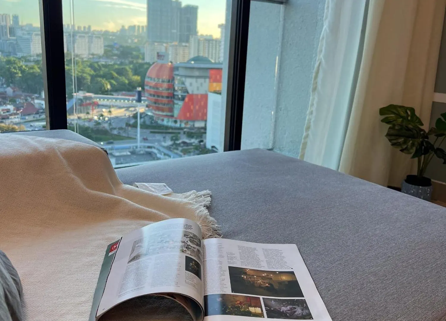 Lavile Homestay Near Sunway Velocity And Mrt Maluri By Iconique Kuala Lumpur