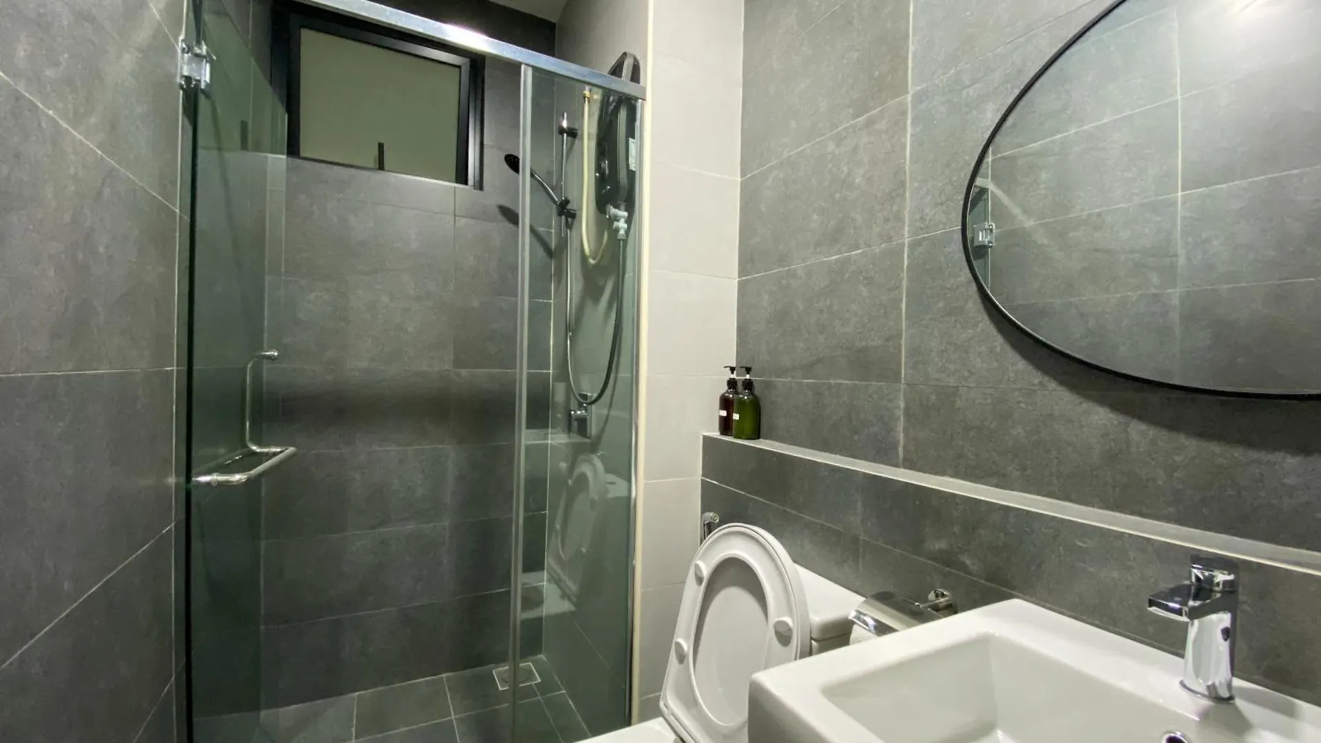 Lavile Homestay Near Sunway Velocity And Mrt Maluri By Iconique Kuala Lumpur